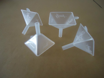 【PP透明塑料漏斗丨方形漏斗丨迷你漏斗 廠家生產 漏斗塑料】價格,廠家,圖片,瓶、斗類,桐鄉市洲泉天成塑料制品廠-